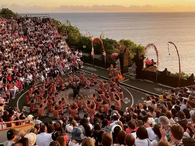 Unveiling the Kecak Dance: A Must-See Performance at Uluwatu Temple